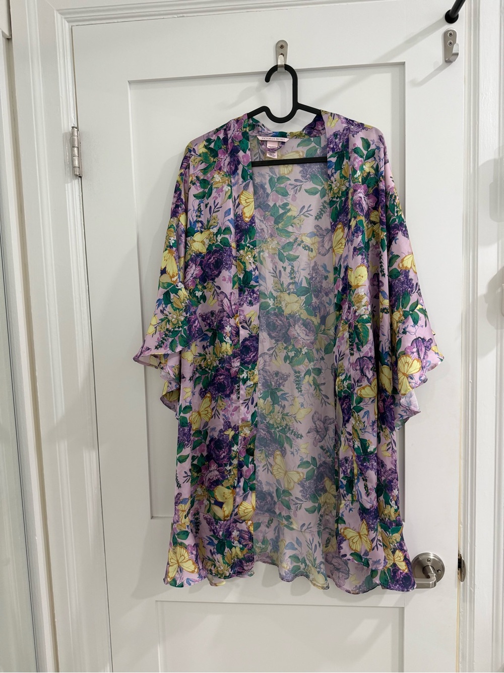 Victoria’s Secret pinkish purple floral ruffle hem robe (fair, missing tie belt)
